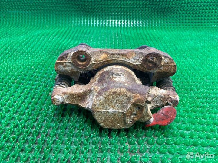 Суппорт передний левый Volkswagen Passat B3 PF