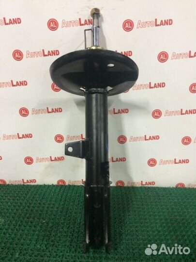 Стойка задняя правая Toyota Camry Gracia SXV20