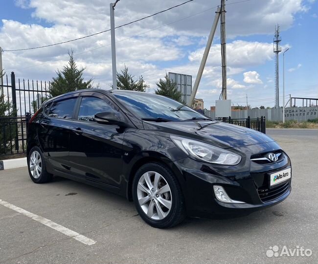 Hyundai Solaris 1.6 AT, 2011, 134 000 км