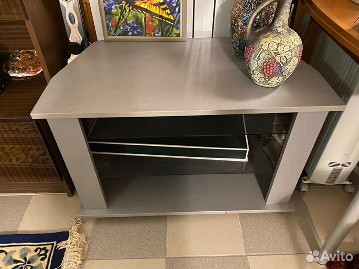 Тумба под телевизор