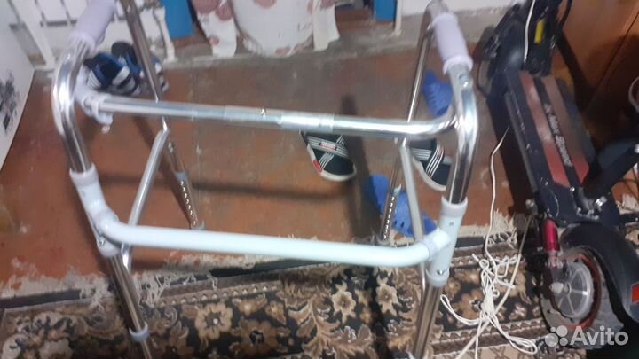 Ходунки с колесами