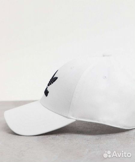 Adidas originals кепка