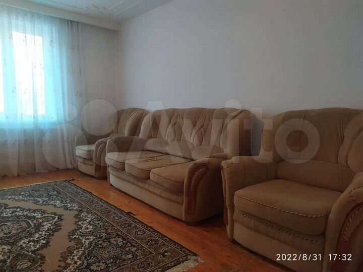 3-к. квартира, 95 м², 4/9 эт.