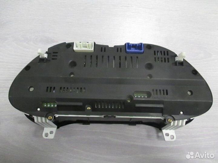 Щиток приборов Toyota Avensis 1.8 2003