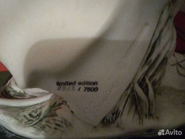 Статуэткаgiusepp armani