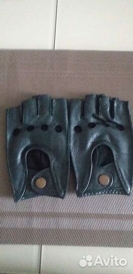 Кожаные перчатки