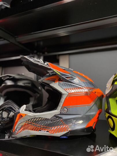 Кроссовый шлем Airoh Aviator 3