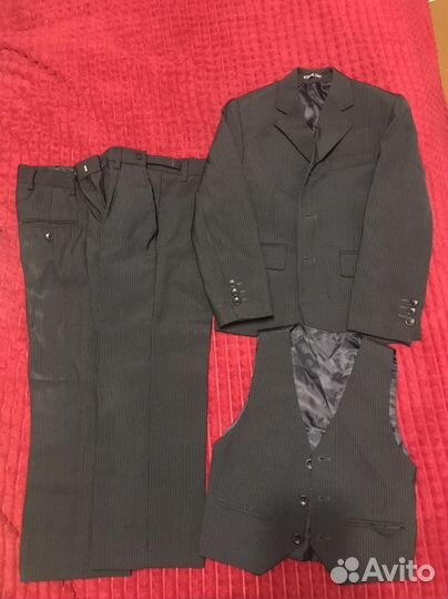 Школьный костюм