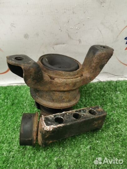 Подушка двигателя Kia Sportage 2 SUV 2.0 crdi D4EA