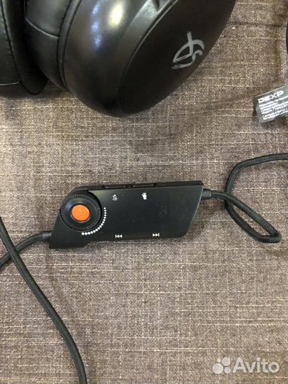 Игровые наушник с подсветкой