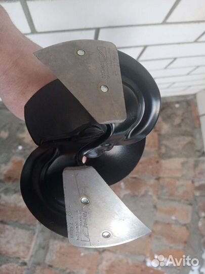 Шведский ледобур для зимней рыбалки