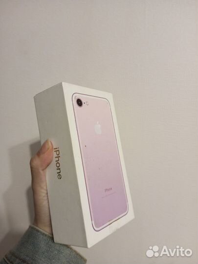 iPhone 7, 32 ГБ