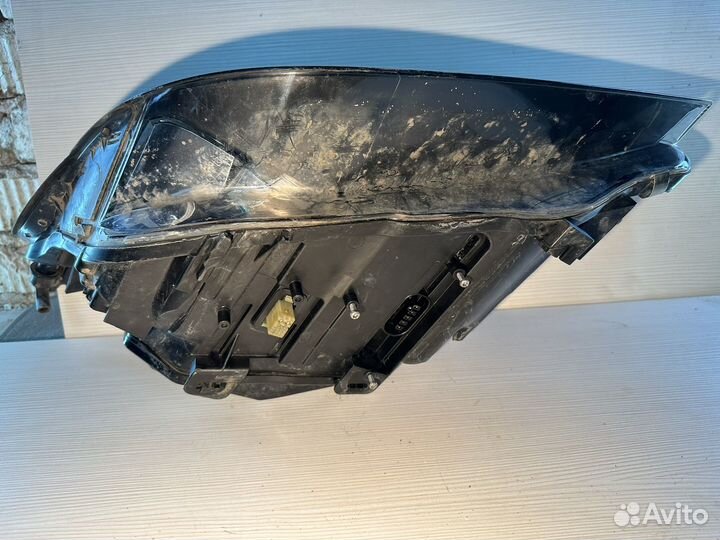 Фара правая Bmw 5 E60/E61 Ксенон