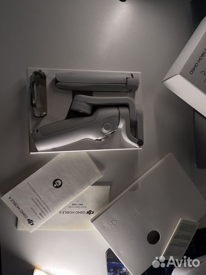 Dji osmo mobile 6 (Platinum Gray)