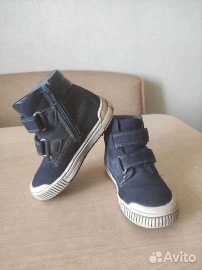 Кроссовки кеды