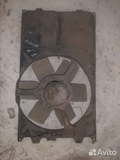 Вентилятор охлаждения Volkswagen Passat b3