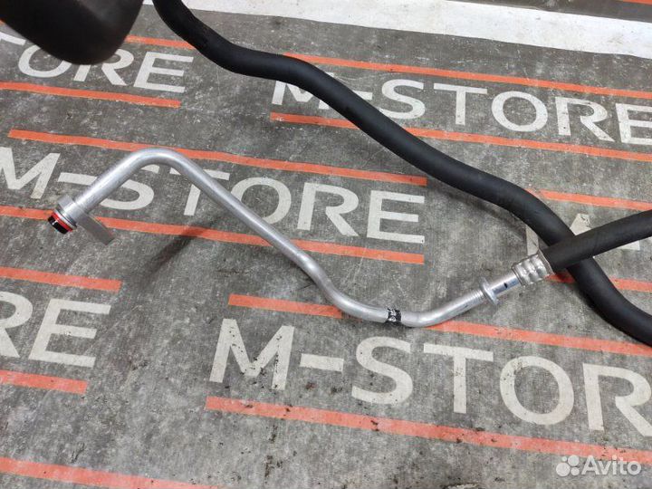 Трубка кондиционера левая Mercedes-Benz R-Class