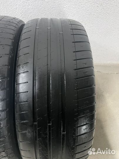 Michelin Pilot Sport 3 235/45 R18