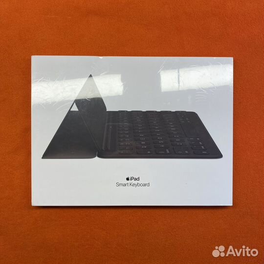 iPad 7/8/9 SMART Keyboard folio black RU (New)