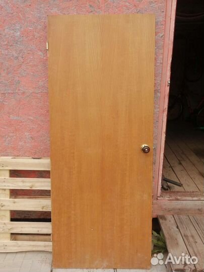 Полотно двери из массива дерево бу