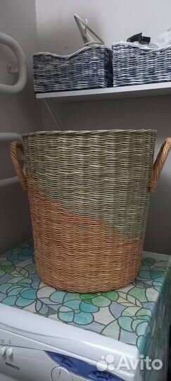 Корзина плетеная из бумажной лозы