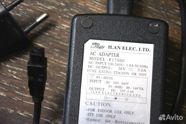 F1700B ilan AC adapter 18В 3А