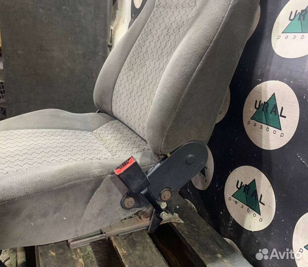 Сиденье переднее правое Ваз 2110 2111 2112