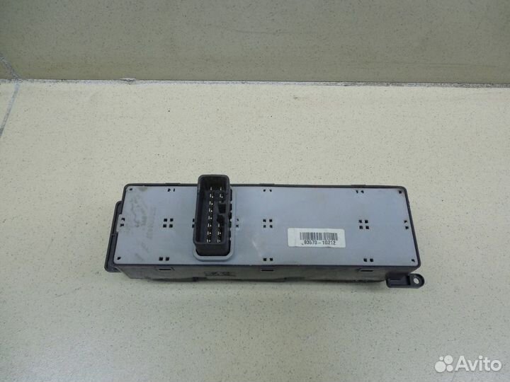 Блок управления стеклоподъемниками RIO 2005-2011