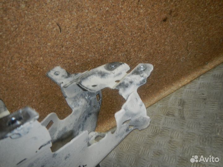 Кронштейн фары левой, BMW -3 (G20) (18)