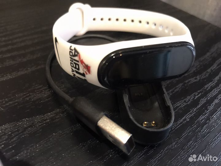 Смарт часы mi band 4
