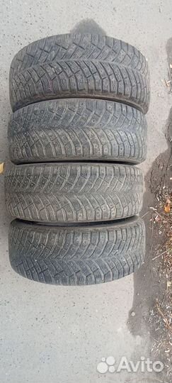 Michelin X-Ice North 4 205/55 R16