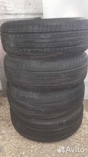 Nexen Roadian 571 235/65 R17