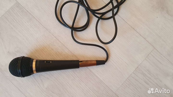 Тhomson М152 микрофон