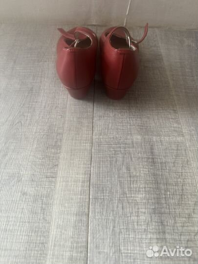Туфли красные 