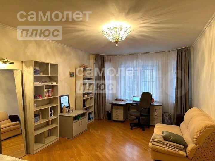 3-к. квартира, 95 м², 13/17 эт.