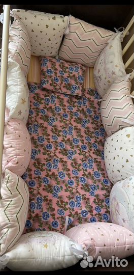 Бортики подушки в кроватку