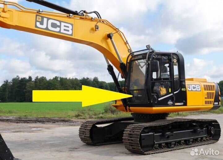 Стекло лобовое нижнее Jcb Js 205 lc 2017