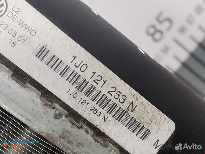 Радиатор (основной) Volkswagen Golf 4 2001