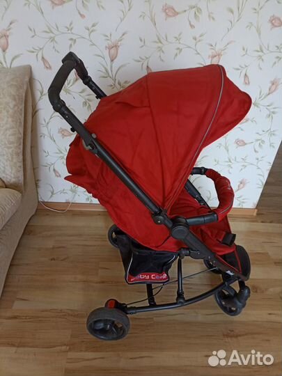 Коляска прогулочная. Коляска красная