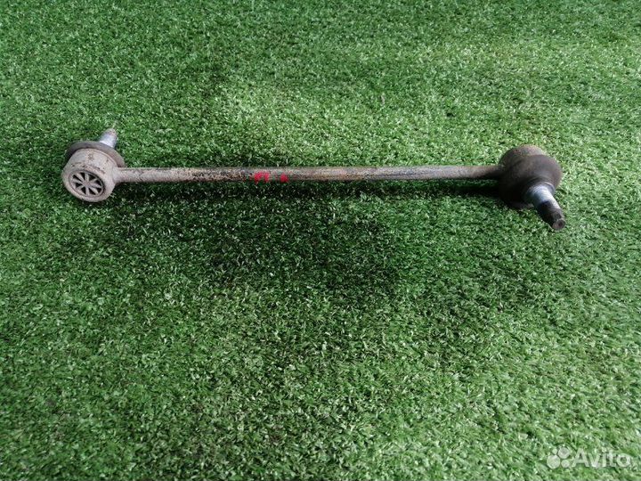 Стойка стабилизатора передняя левая Kia Ceed JD