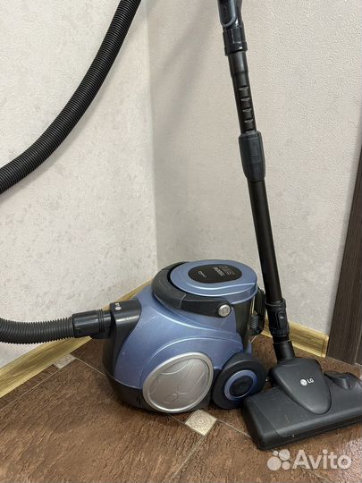 Пылесос контейнерный lg