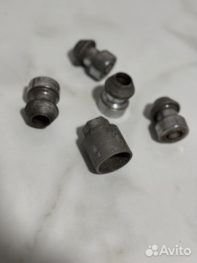 Гайка колесная range rover evoque