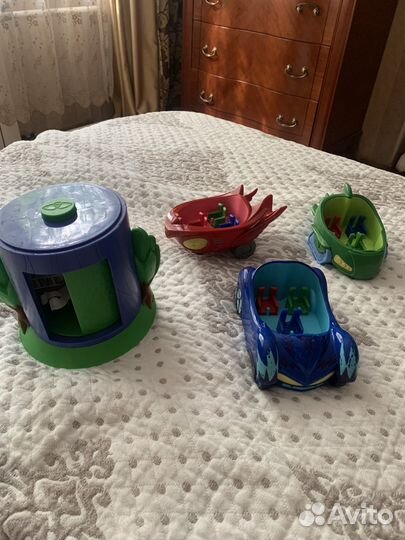 Игрушки герои в масках