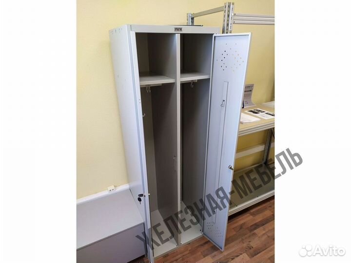 Металлический шкаф для одежды Практик Ls 21-50