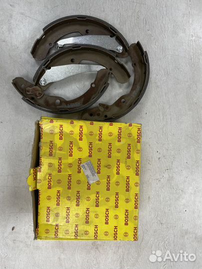 Колодки барабанные VW Caddy Jetta Polo Beatle