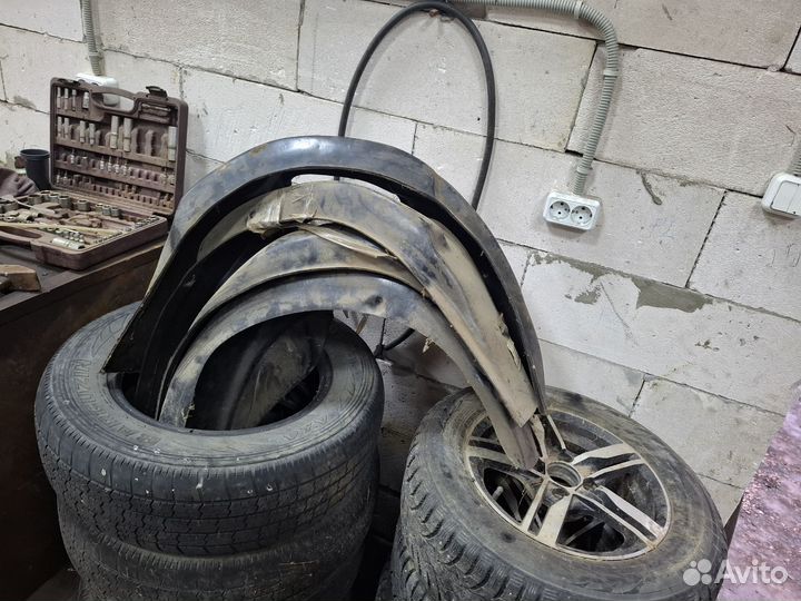 Комплект подкрылок на daewoo matiz