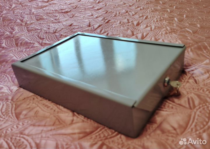 Оружейный сейф для пистолета