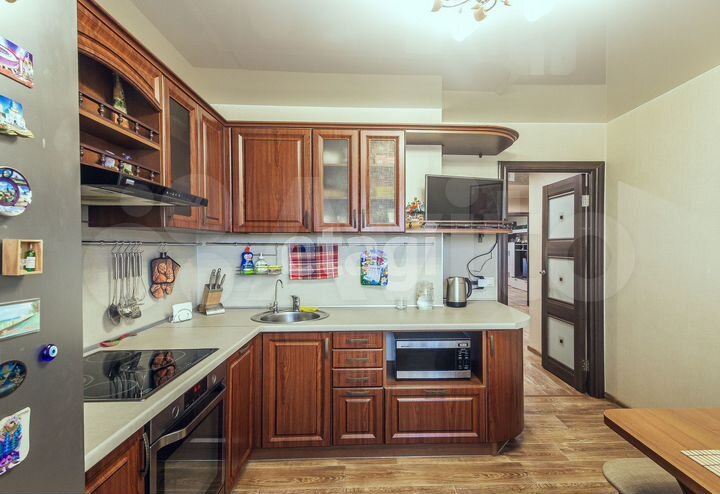 2-к. квартира, 60,2 м², 11/16 эт.