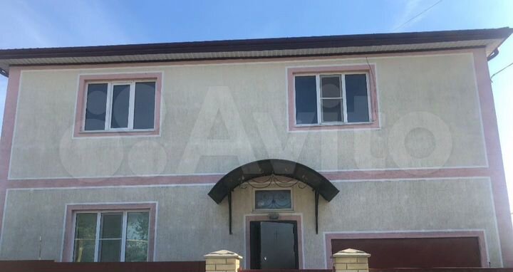 Дом 210 м² на участке 3 сот.