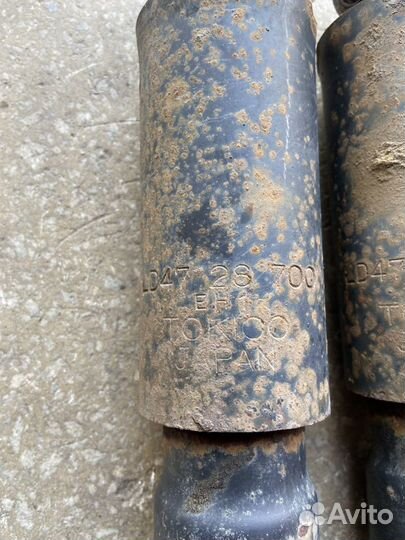 Амортизатор задний Mazda MPV